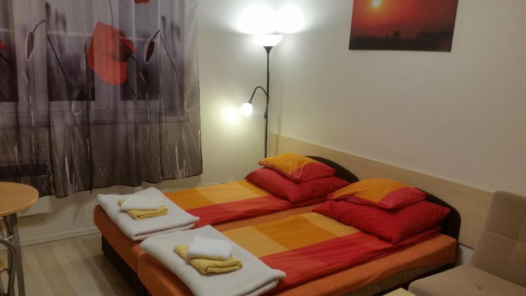 Euro-Room Rooms & Apartments Krakow Luaran gambar