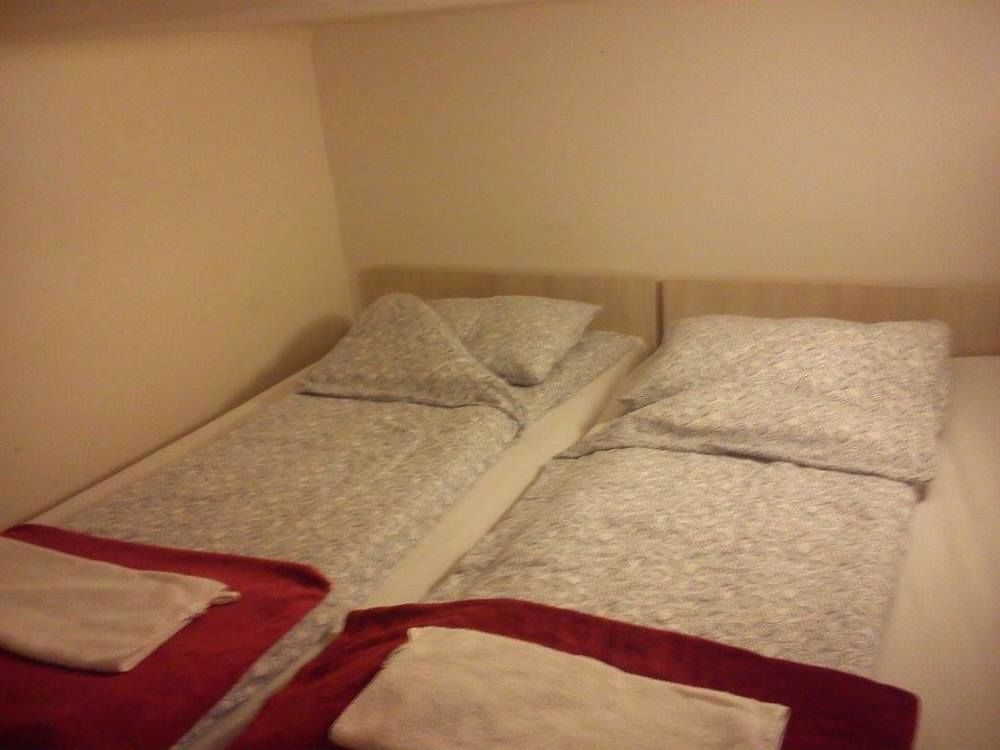 Euro-Room Rooms & Apartments Krakow Luaran gambar