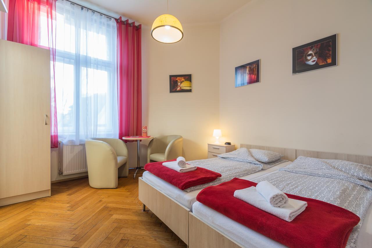 Euro-Room Rooms & Apartments Krakow Luaran gambar