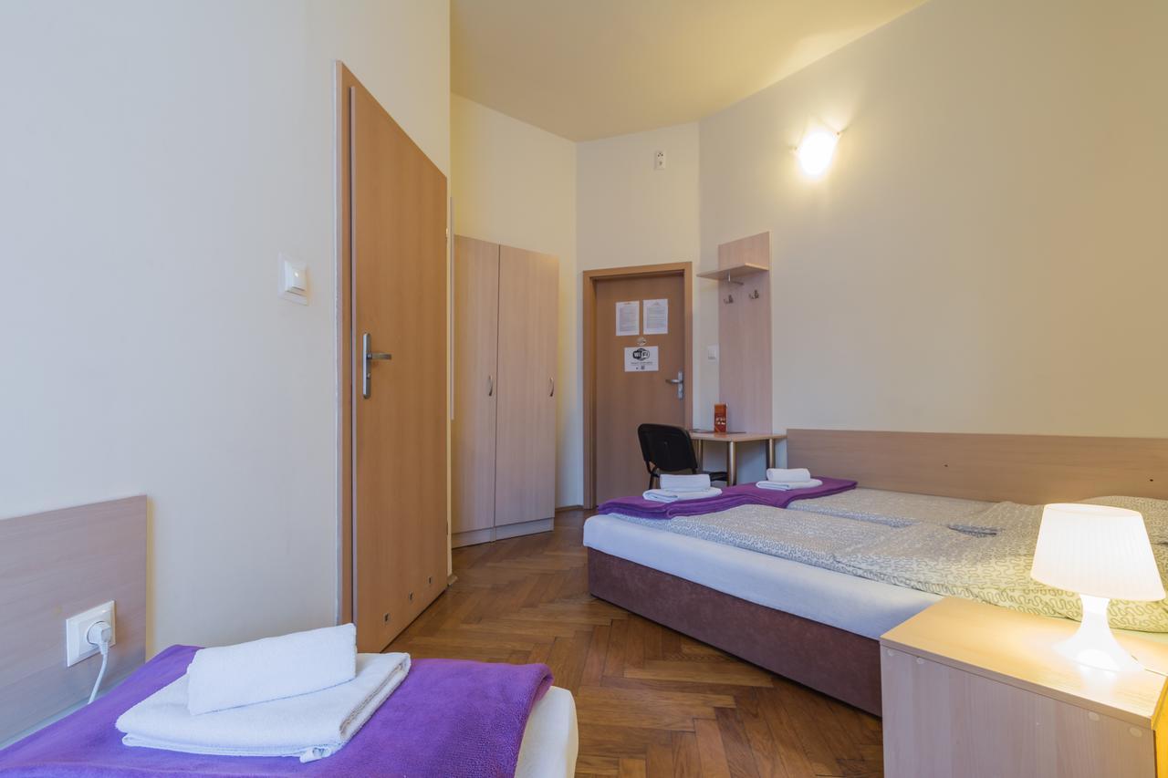 Euro-Room Rooms & Apartments Krakow Luaran gambar