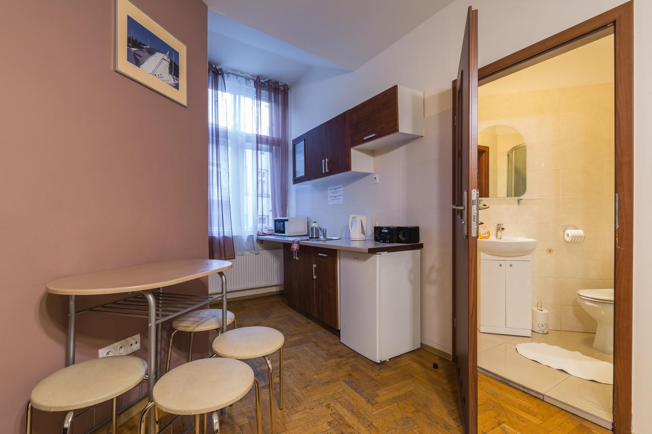 Euro-Room Rooms & Apartments Krakow Luaran gambar