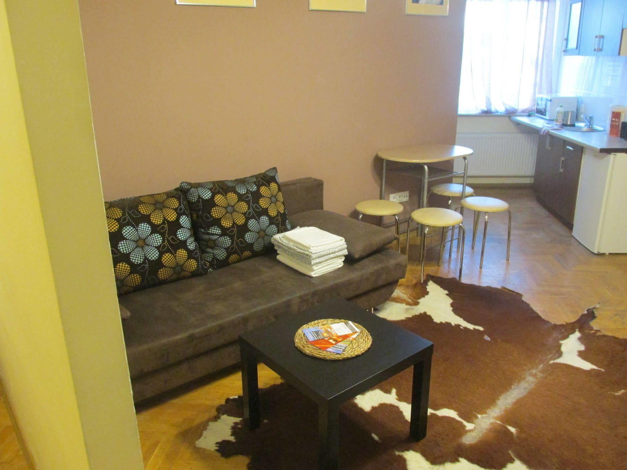 Euro-Room Rooms & Apartments Krakow Luaran gambar