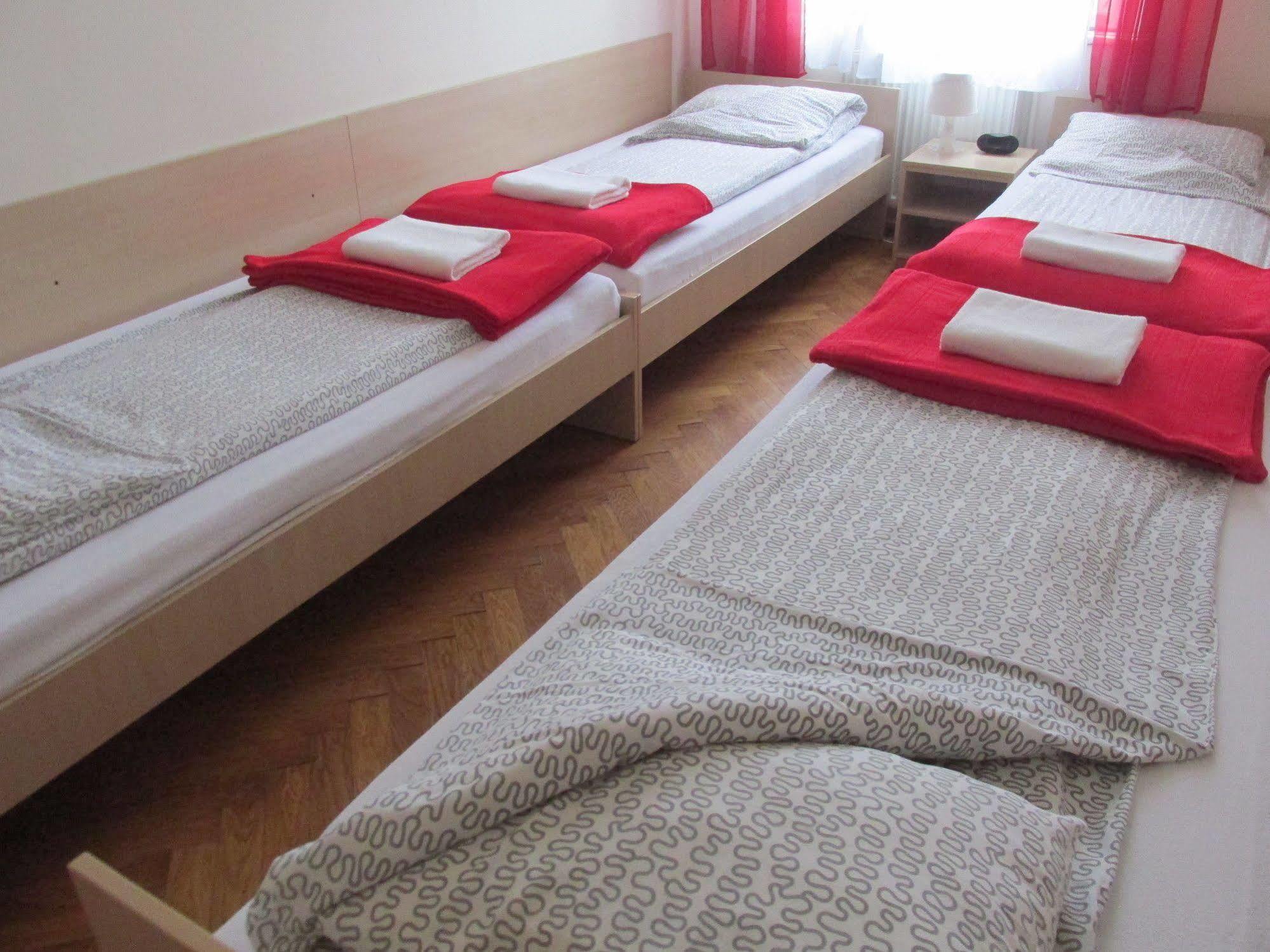 Euro-Room Rooms & Apartments Krakow Luaran gambar